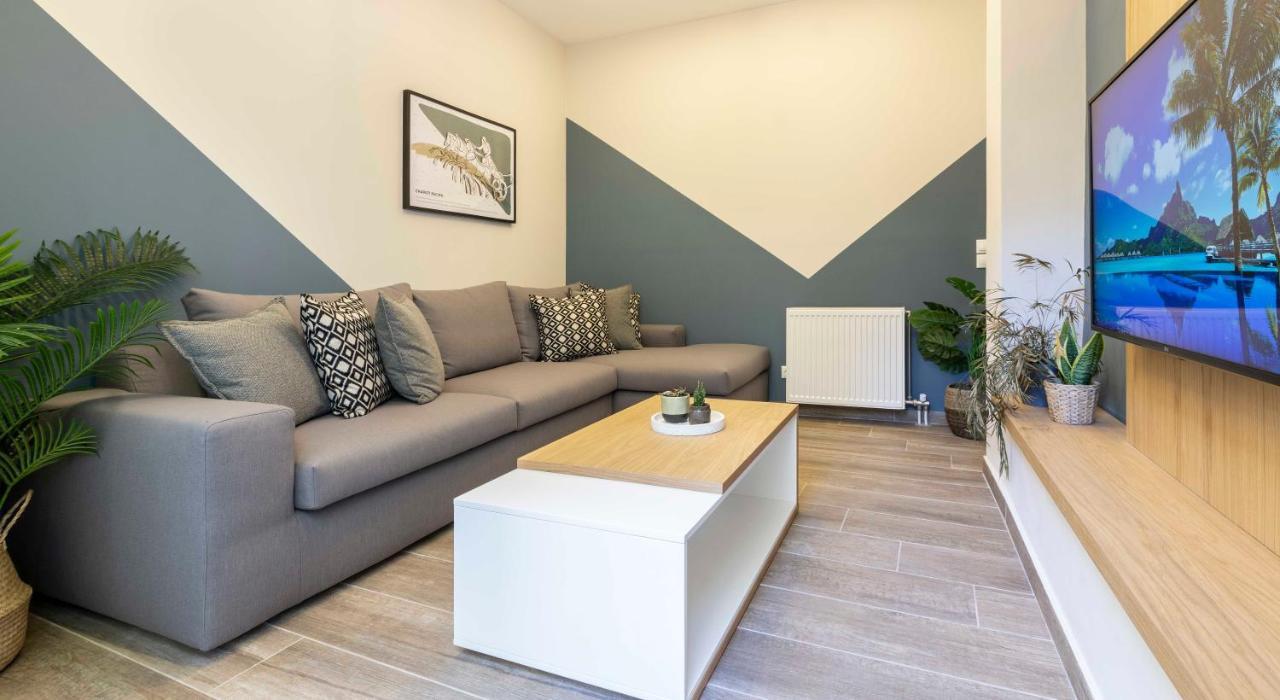 “Champions” Apartment In N. Kosmos Neighbourhood Atenas Exterior foto